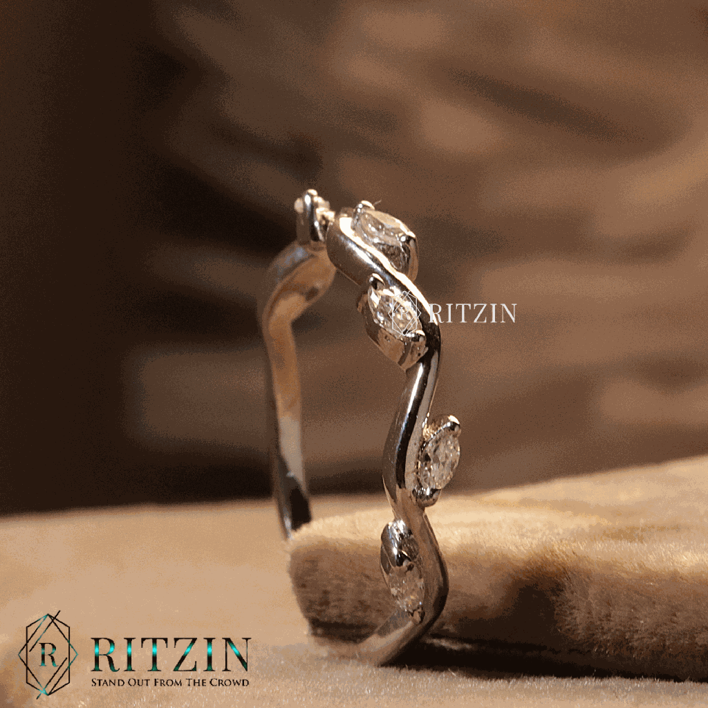RI5741-2.png