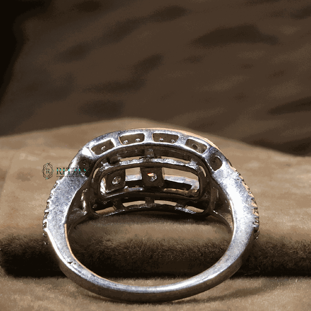 RI5836-3.png