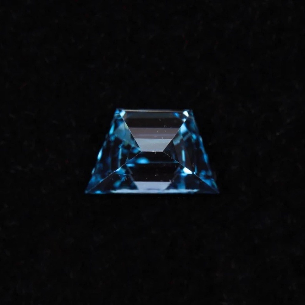 MO4897-2.jpg