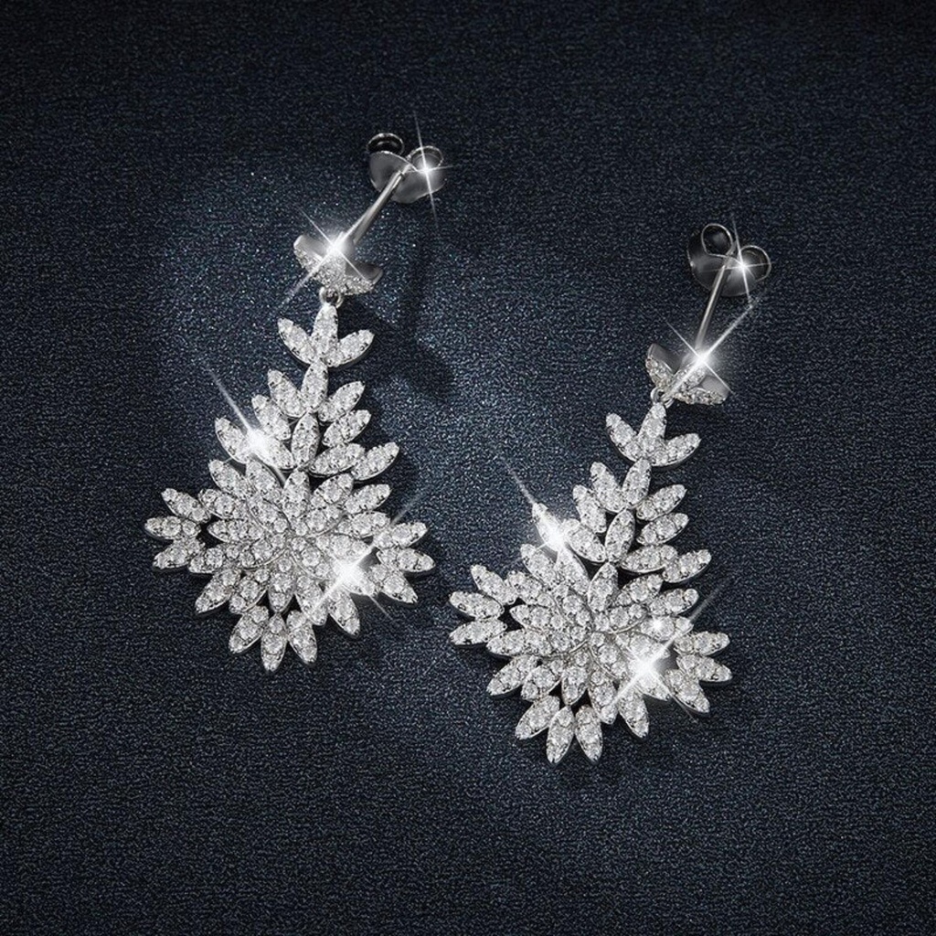 Luxury Earring / 18K White Gold Plated Silver