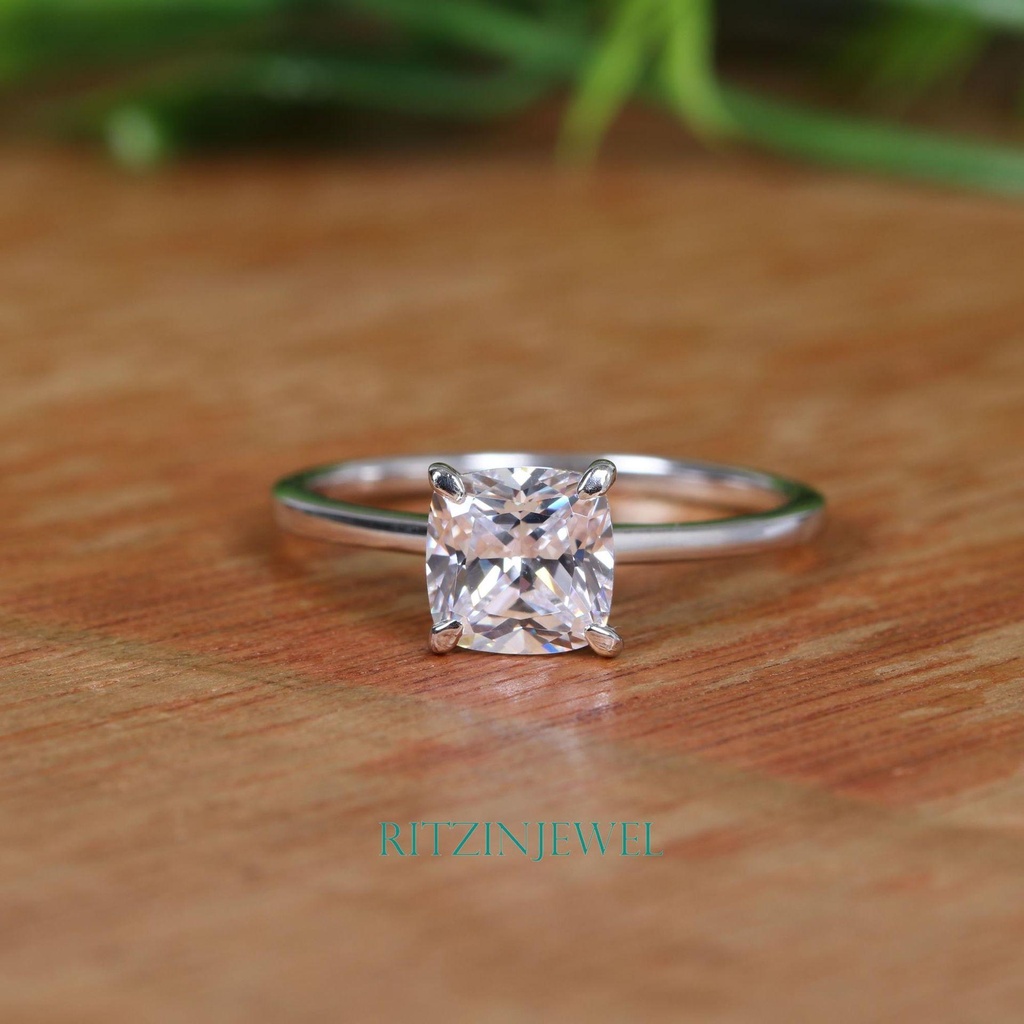 Cushion Diamond Engagement Ring for Women