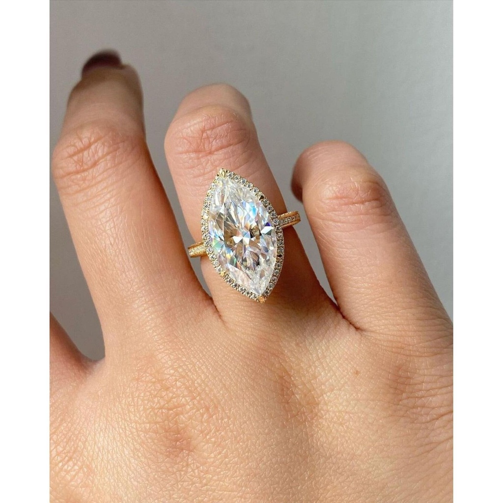 Halo VVS-VS Clarity Marquise Cut LGD In 10K Gold Ring For Engagement