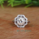 Round Diamond Engagement Ring for Women