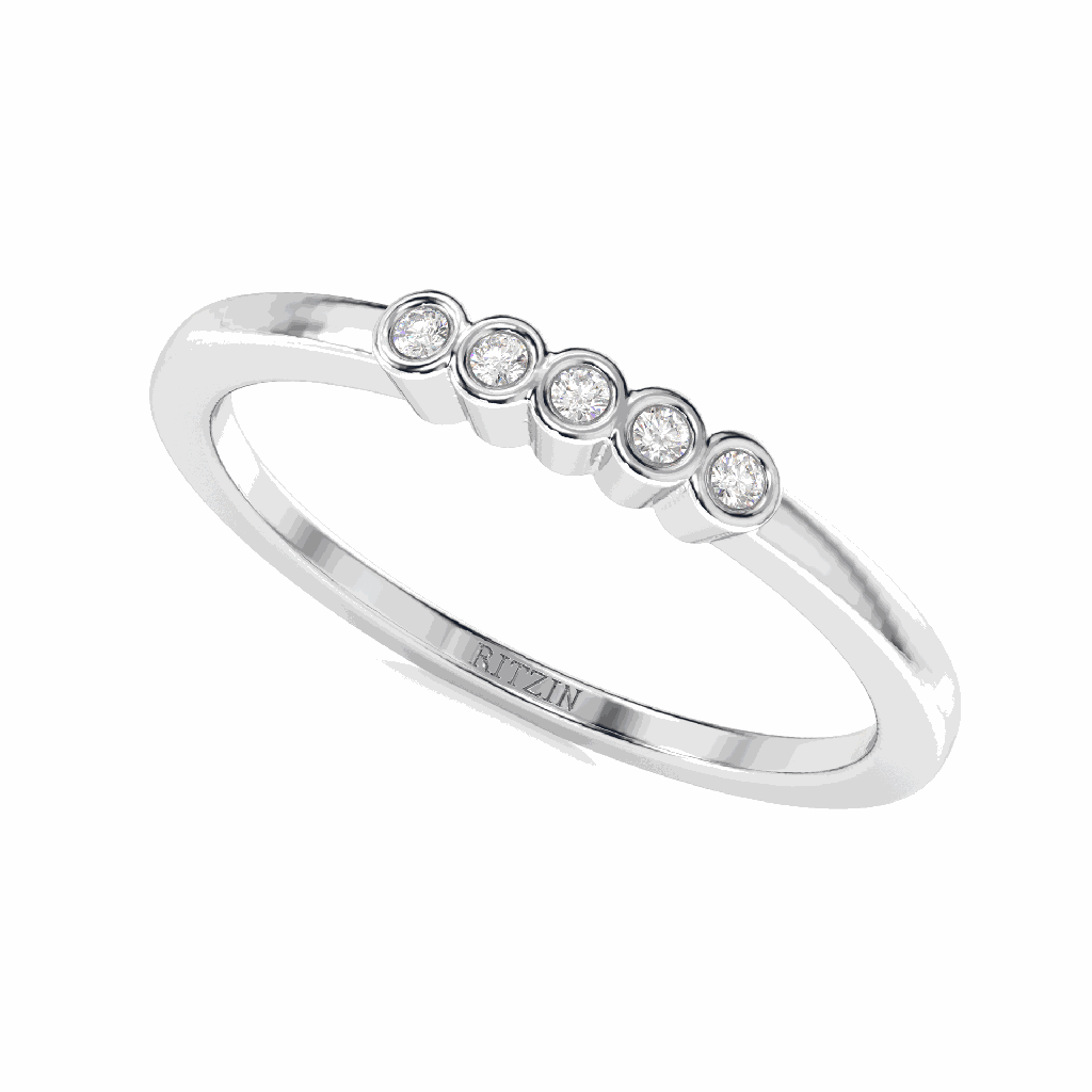 Round Diamond Band Engagement Ring for Women