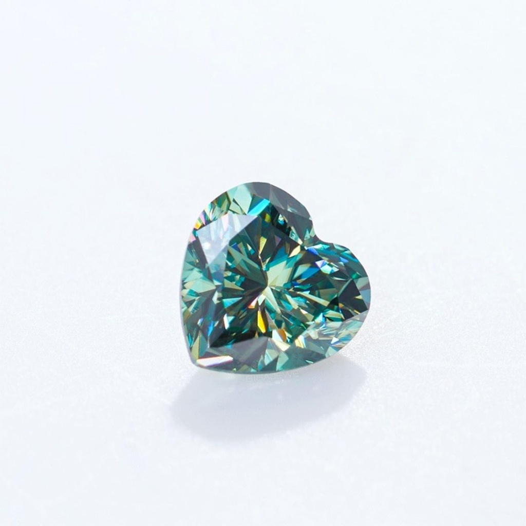 Loose Moissanite Light Green Clean Heart Cut 7.00 MM