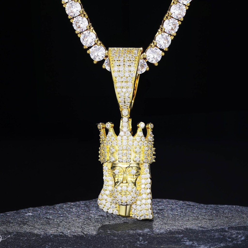 S925 Moissanite Jesus Pendant With Crown