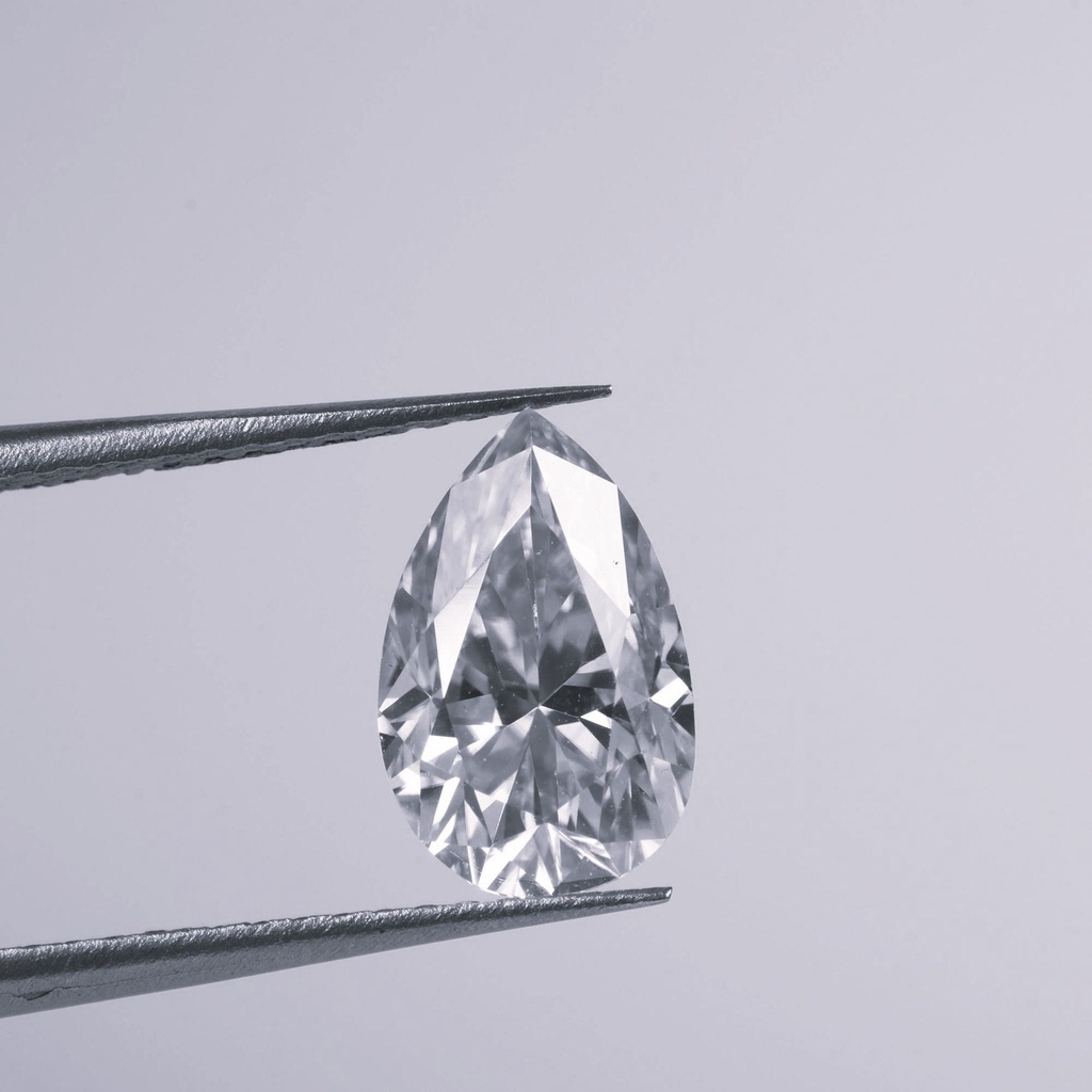 Loose Moissanite White Clean Pear Cut 4.00 x 2.00 MM
