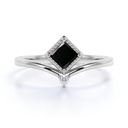 Princess and Round Cut Prong Setting Black And White  Diamond Unique Style Ring for Women