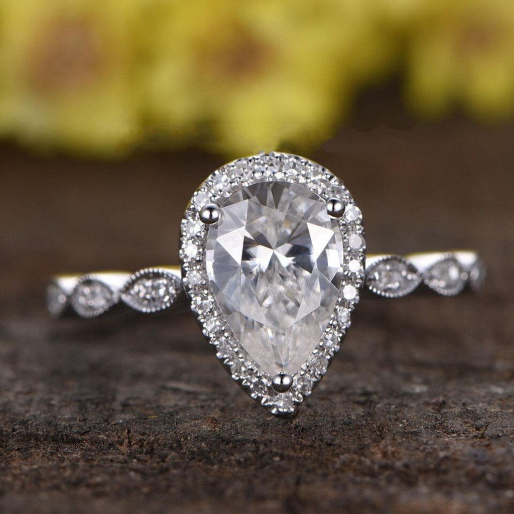 Pear Moissanite Engagement Ring White Gold Vintage Halo Diamond Wedding Ring Promise Cluster Anniversary Gift For Her