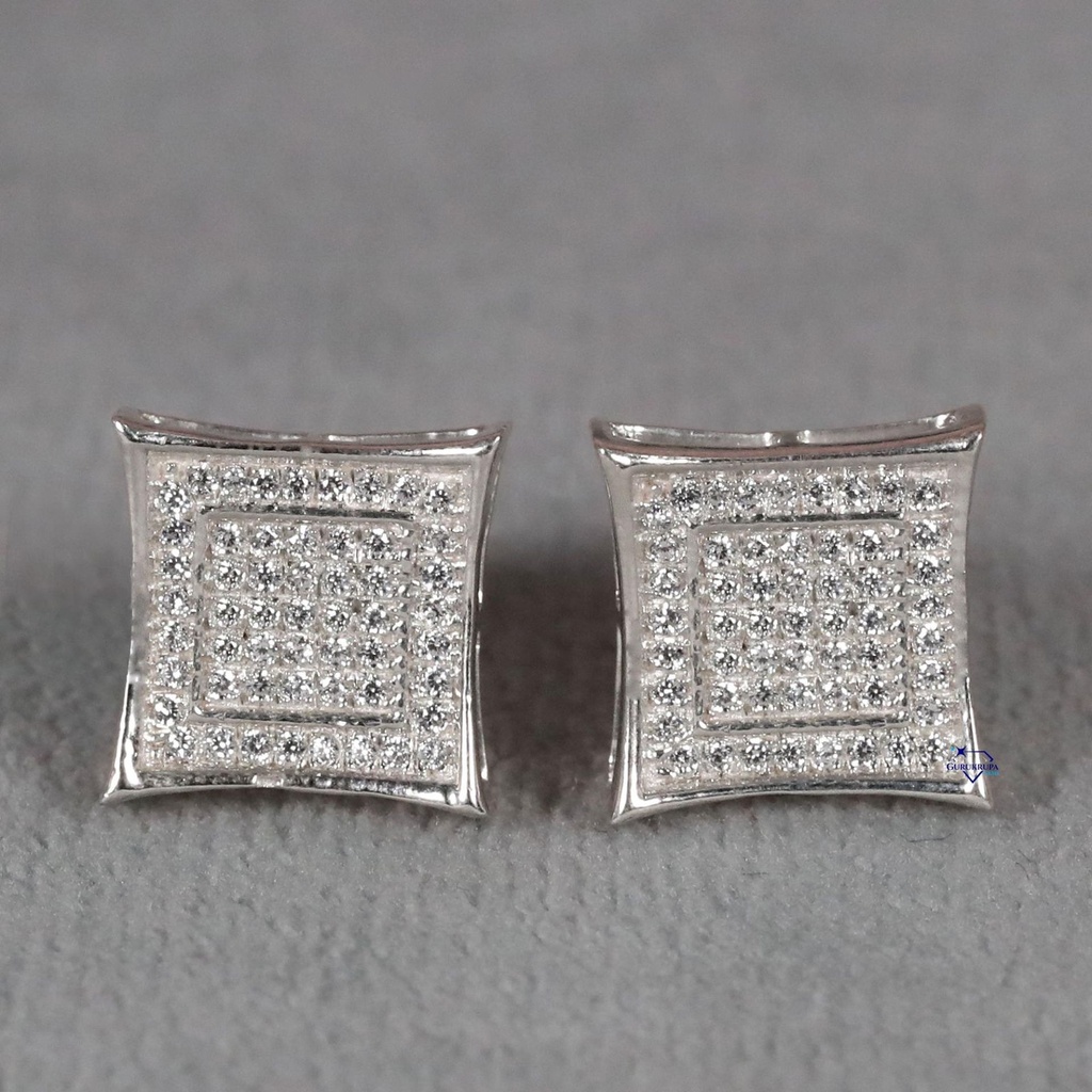 Beautiful 14 kt white gold lab grown diamond studded wedding engagement earring with vvs clarity