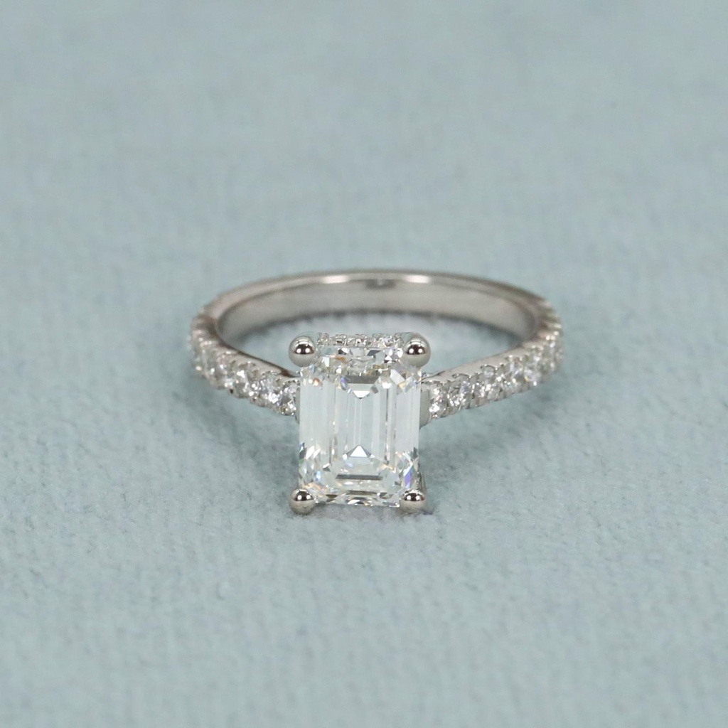 Amazingly formed 14 KT Emerald Cut Solitaire Diamond Ring For Engagement with VVS clarity