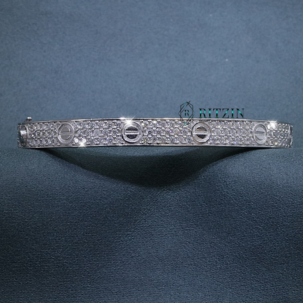 Round cut hip hop love bracelets for men with vvs clarity diamonds