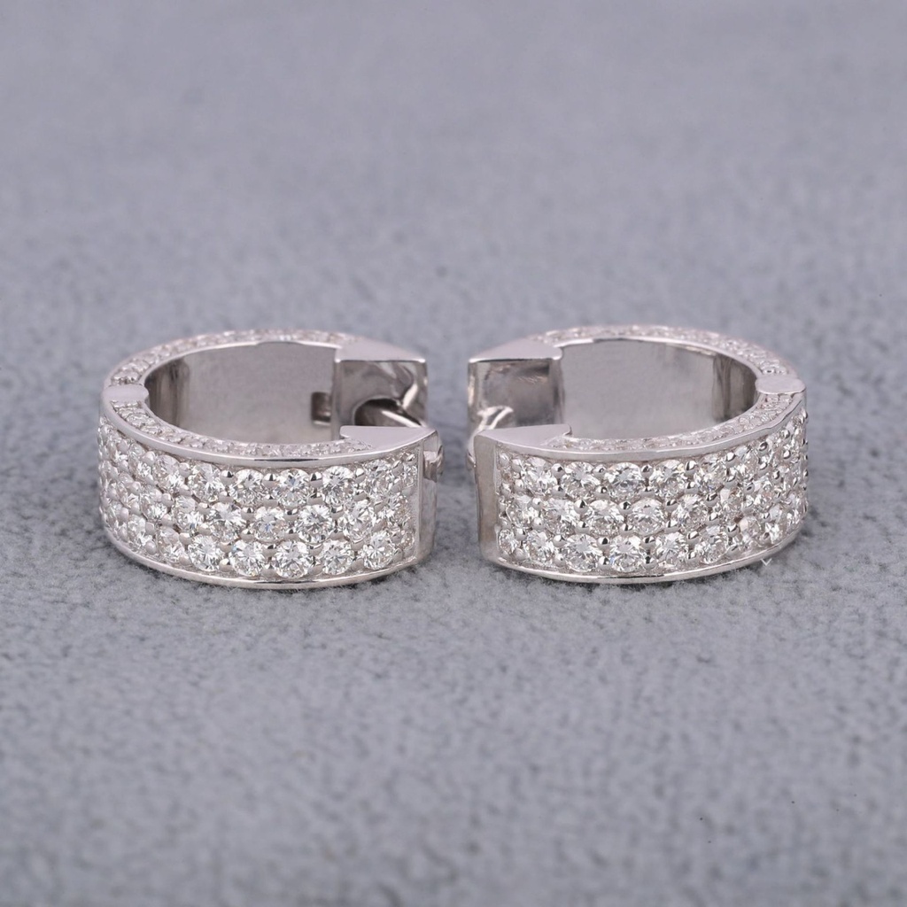 Simply luxury earrings for women made with vvs clarity diamonds