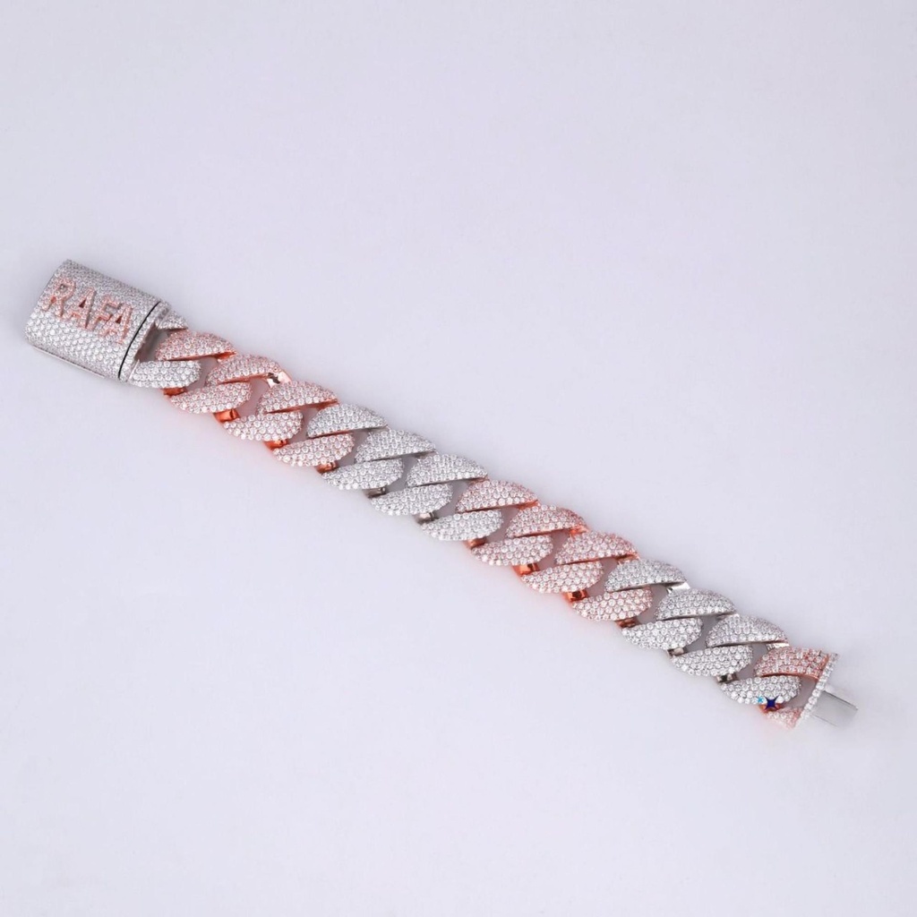 Cuban link diamond bracelet fashion game accessory in 14 kt gold lab diamonds