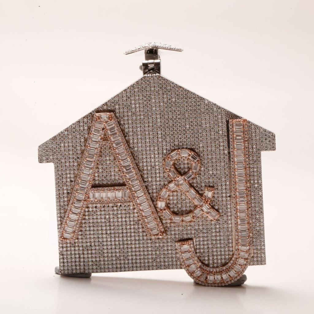 Customized Letter Diamond Pendant in 14 kt Rose Gold with vvs clarity diamonds for unisex