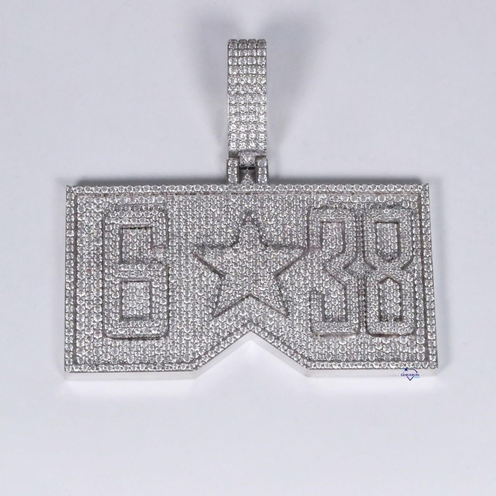 Shine Like a Star with 14 kt white gold lab grown diamond pendant for men with vvs clarity