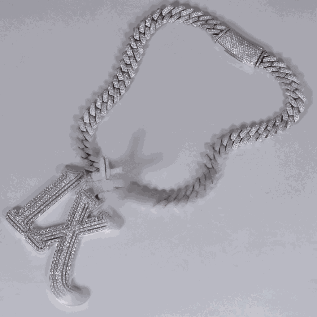 Indulge in the glamour of 14 kt white gold lab grown diamond chain pendant with enhanced vvs clarity