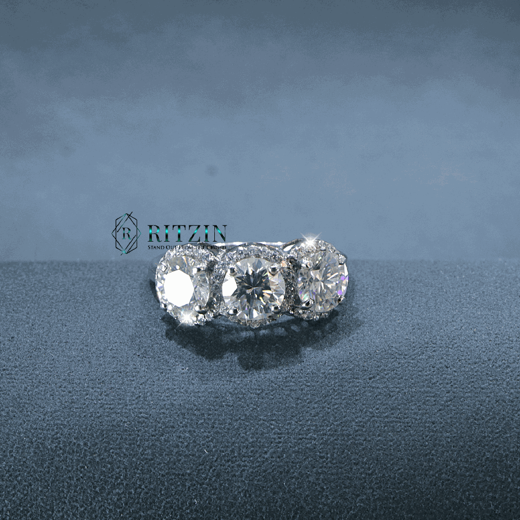 Round Cut Diamond Halo Style Engagement Ring For Women 