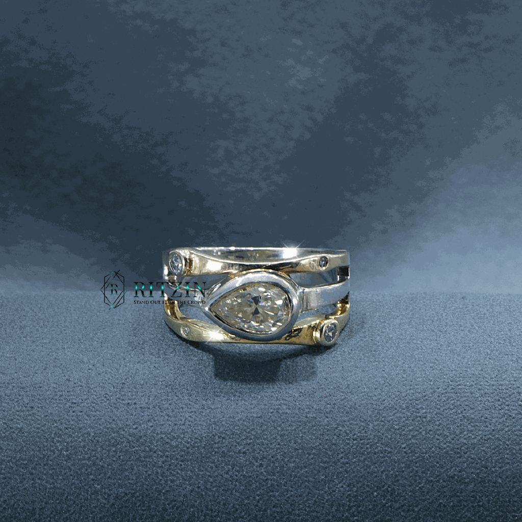Pear And Round Cut Diamond Unique Style Engagement Ring for Women