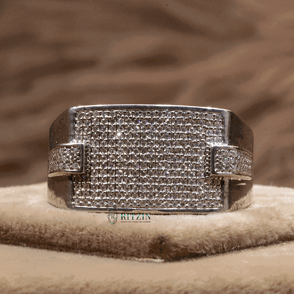 Round Cut Diamond Heavy Style Engagement Ring For Man 