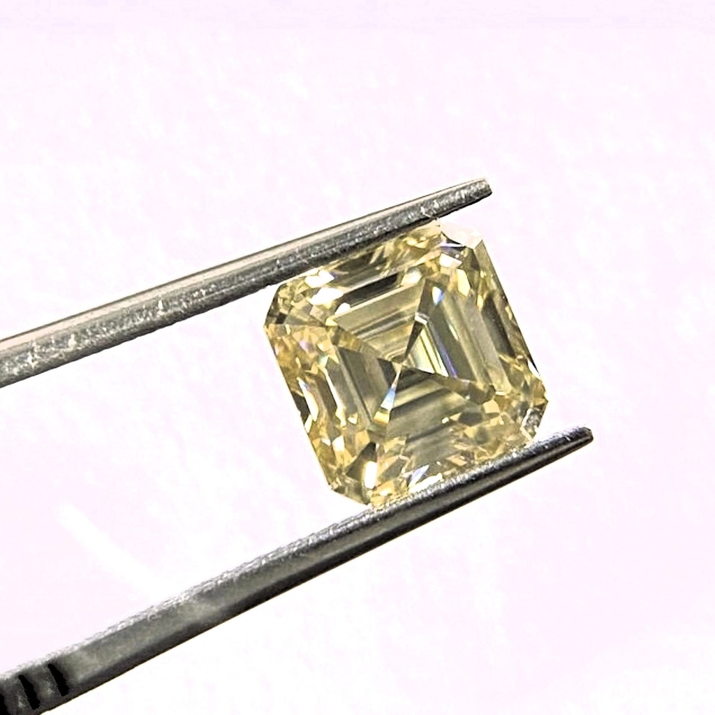 Loose Moissanite Off White Yellow Clean Asscher Cut 7.00 MM