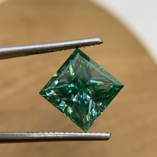 Loose Moissanite Vivid Green Clean Princess Cut 8.00 MM