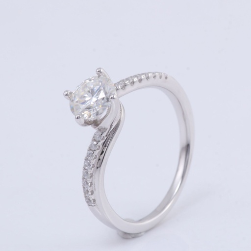  Round Moissanite Diamond Women Ring