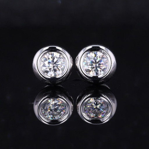  Round Cut Diamond Stud Earring For Women