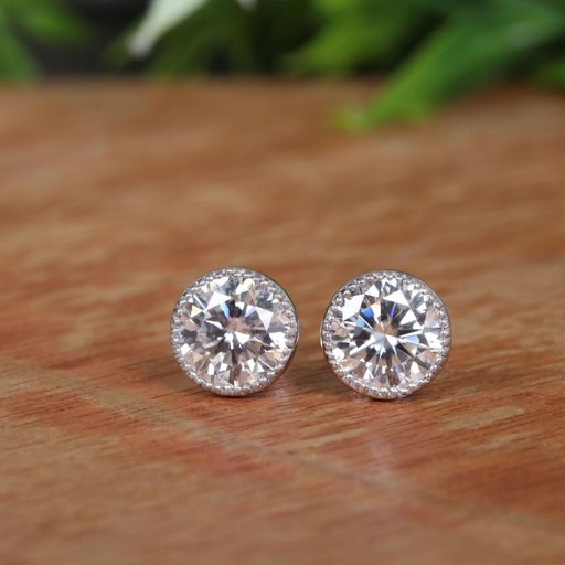  Round Cut Diamond Stone Stud Earring For Women