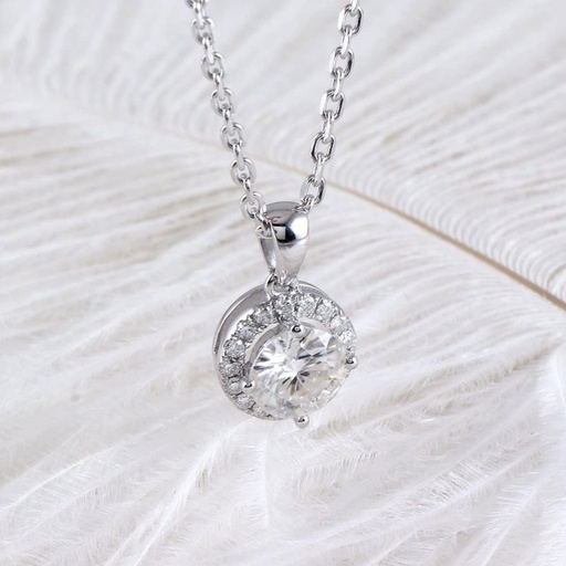  Round cut Diamond halo Necklace For Women