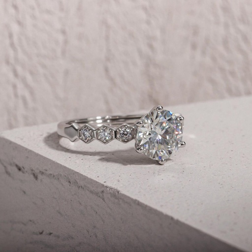 Diamond Ring / 18K Gold Plated Silver