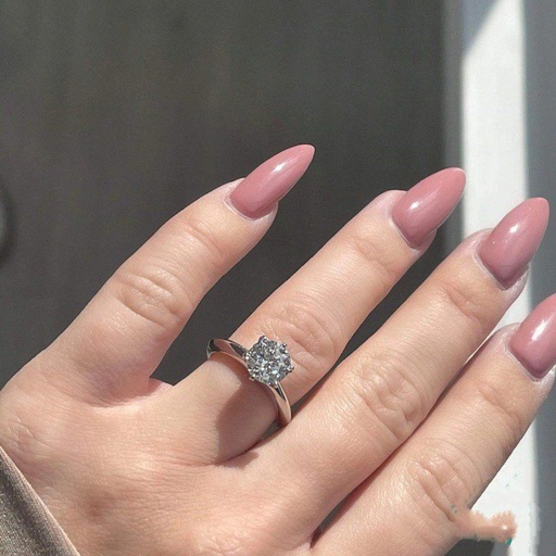 Round Diamond Engagement Ring For Women