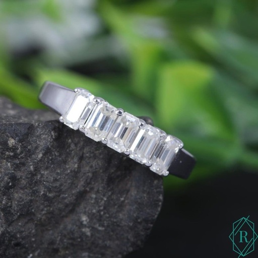 Emerald Diamond Engagement Ring for Women