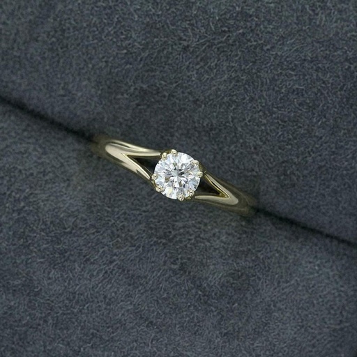 Round Diamond Split Shank  Ring for Women