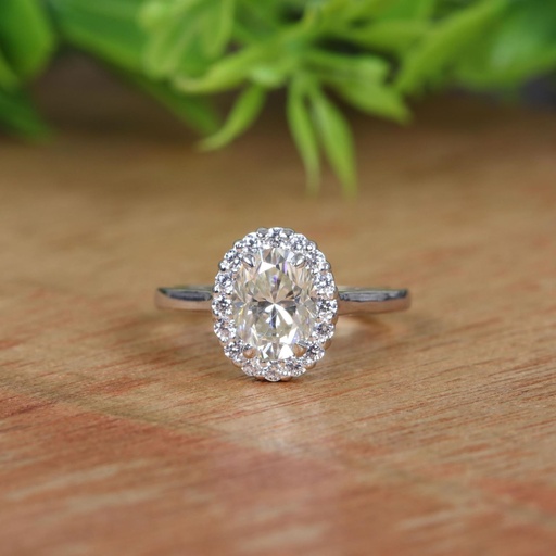 Oval Diamond Halo Engagement Ring for Women