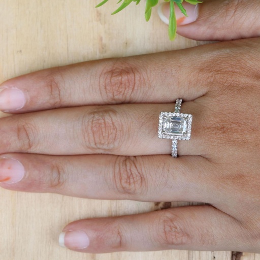 Emerald Diamond Halo Style Engagement Ring for Women