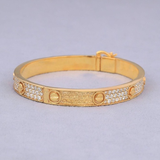 Best selling custom made yellow toned love diamond bracelets with vvs clarity diamonds