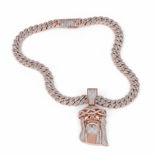 Shine with extravagance in our 14kt gold hip hop chain, featuring a pendant and enhanced VVS clarity