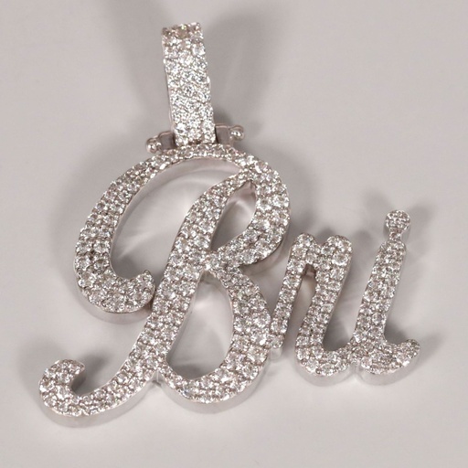Personalized letter pendant meticulously crafted in 14kt white gold and adorned with lab-grown diamonds