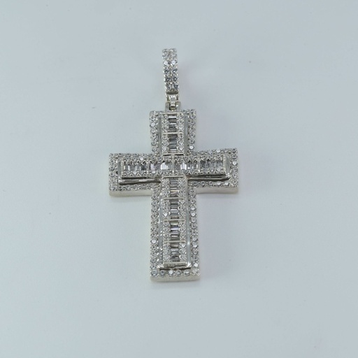 Luxurious spiritually inspired cross 14 kt white gold lab grown diamond pendant for vvs clarity