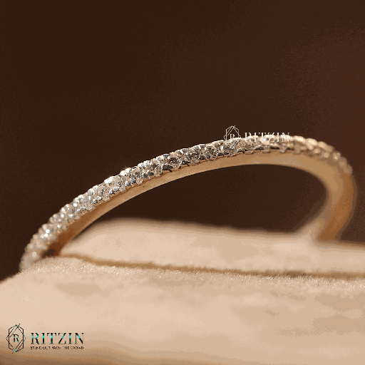 Round Cut Diamond Full Eternity Wedding Band For Women