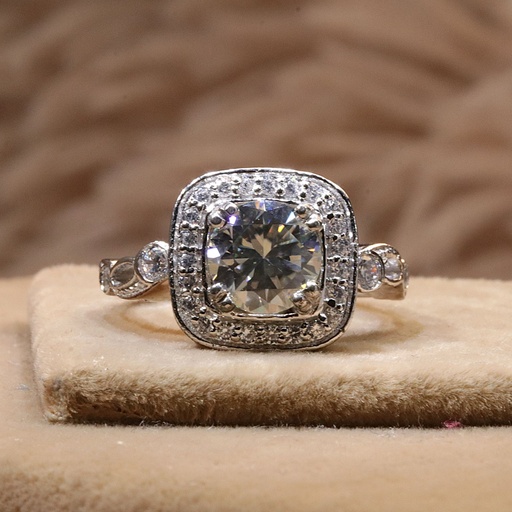  Round Cut Diamond Vintage Style Engagement Ring For Women 