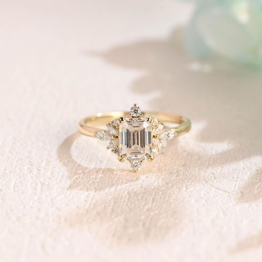 Vintage Flower Halo Emerald Cut Ring/Solid Gold Antique Wedding Ring/Promise Ring/Anniversary Gift/Birthday Gift