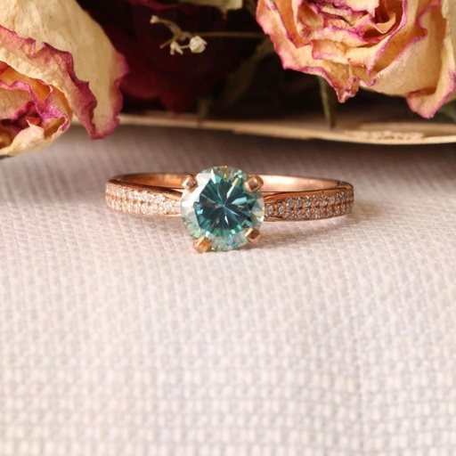 Round Diamond Fancy Engagement Ring for Her