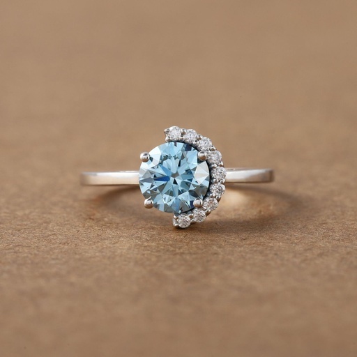 Behold this stunning solitaire ring in a 14kt labgrown diamond radiating beauty and charm
