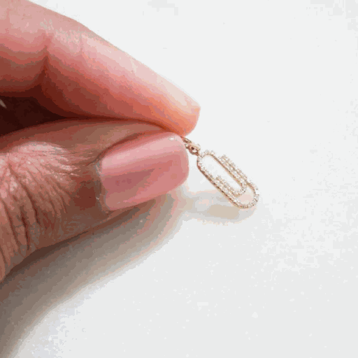  Paper Clip Design Diamond Pendant in Yellow Gold