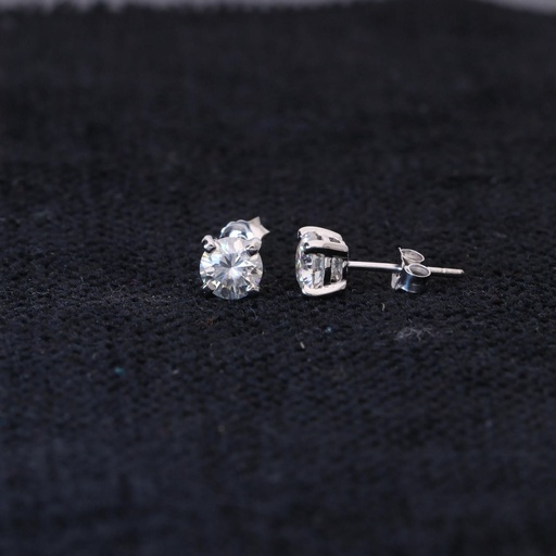 Round Cut Diamond Stud Earrings For Women